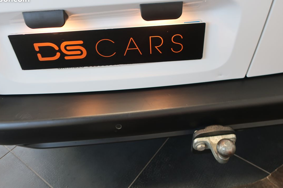 Berlingo van m 650 kg hdi 130 ch bva eat8 11583ht