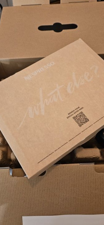 Machine nespresso pop vertuo NEUVE