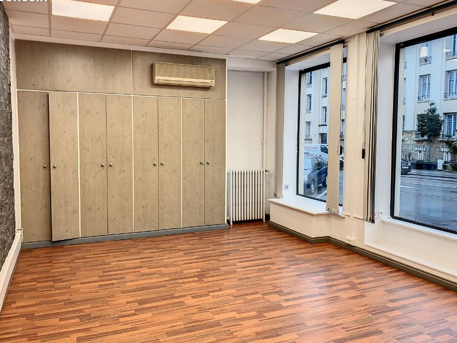 Local commercial 67 m²