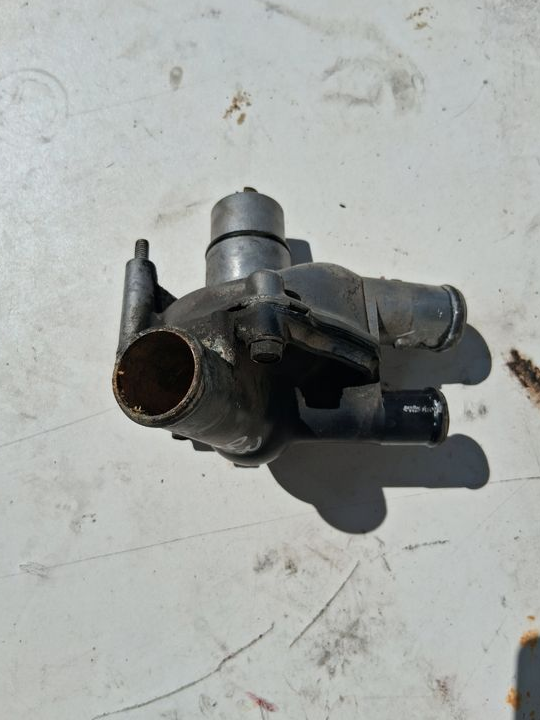 X 11 An 01 pompes a eau origine