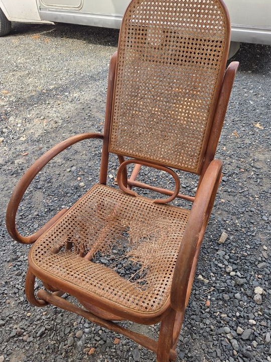 Rocking chair