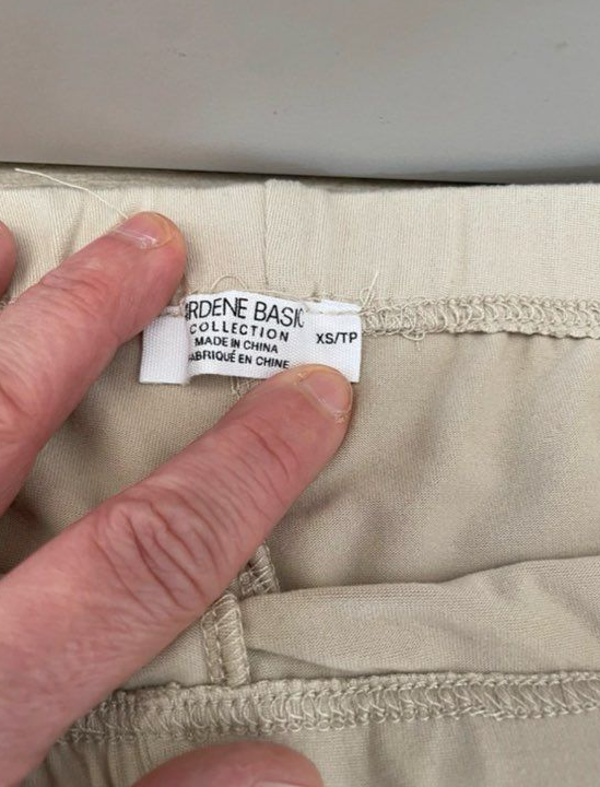 Legging short à dentelle Couleur : beige Marque : Ardene Taille : XS