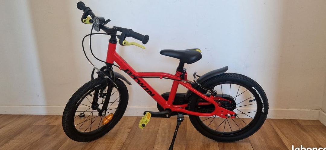 Vélo 16 pouces 4-6 ans 900 racing rouge b'twin