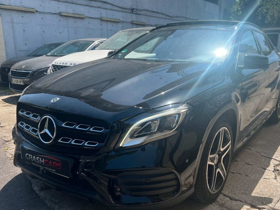 MERCEDES GLA 180 122ch Fascination 7G-DCT Euro6d-T/ TOIT OUVRANT...