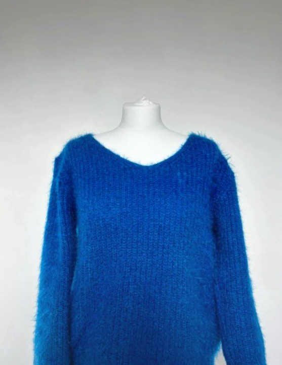 Pull bleu effet mohair