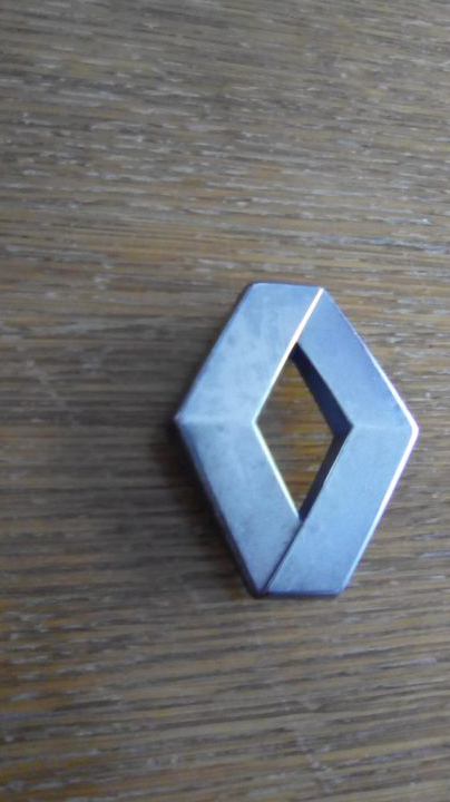 Sigle Renault emblème losange