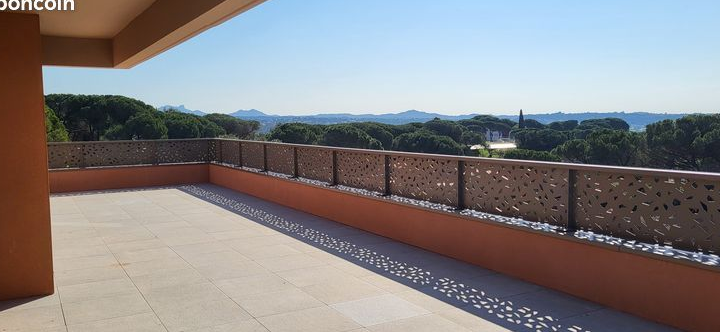 Appartement - 4 pièces - T4 TERRASSE FREJUS