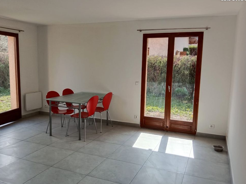 Duplex T3 avec jardin, cave et stationnement