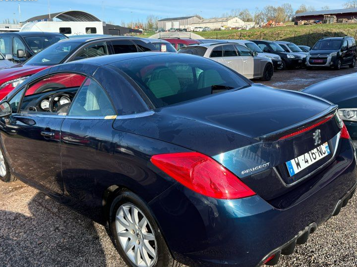 Peugeot 308 cc 1.6l hdi 112cv bv6 feline 1 ère main avec 146151 kms