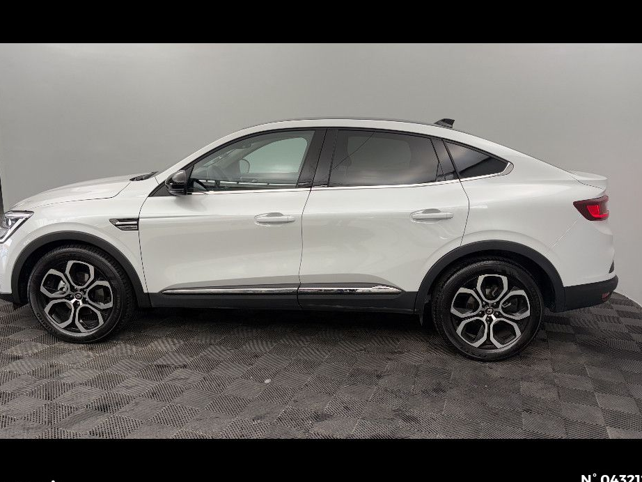 Renault Arkana E-Tech hybride 145 - 22 Techno