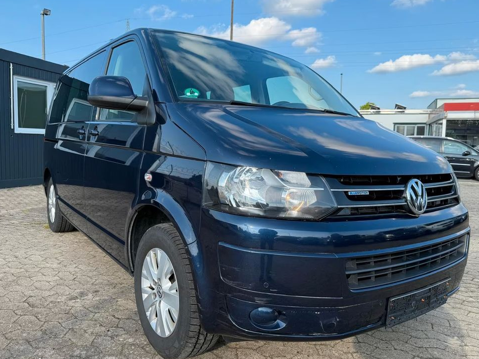 Volkswagen T5 Multivan 2.0 TDI Comfortline 140CH - 2ème Main - 7 Places - BVM - Attelage - 170000KM