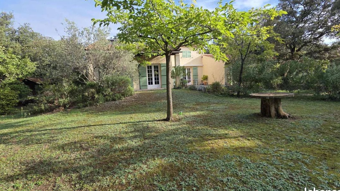 Maison 5 pièces 180 m²