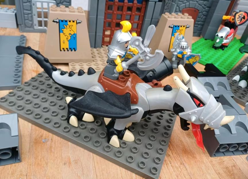 LEGO Duplo – Château de Chevaliers avec 2 Dragons 🏰🐉