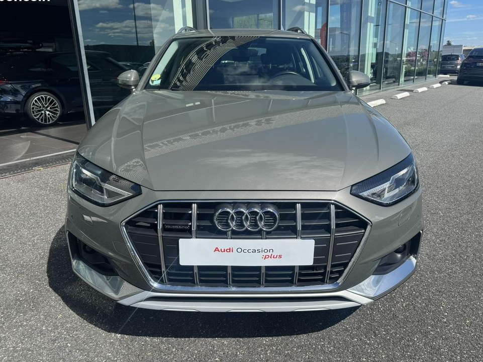 AUDI A4 Allroad 40 TDI 204 S Tronic 7 Quattro Design