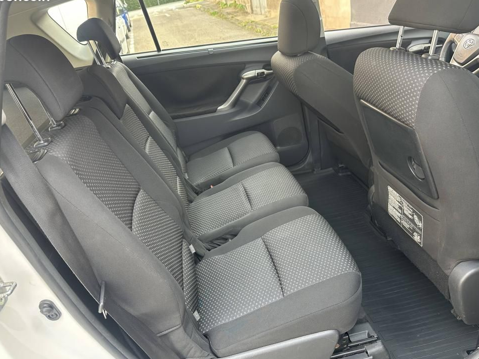 Toyota Verso 126 D-4D DYNAMIC 5 PLACES