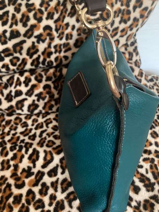 Sac bandoulière cuir grainé bleu canard