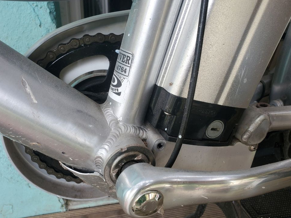 Velo electrique fonctionnel batterie aussi