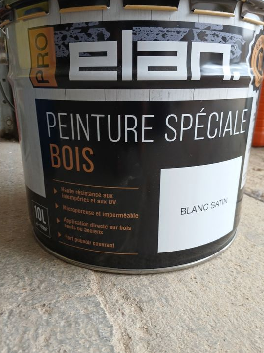 Peinture spéciale bois