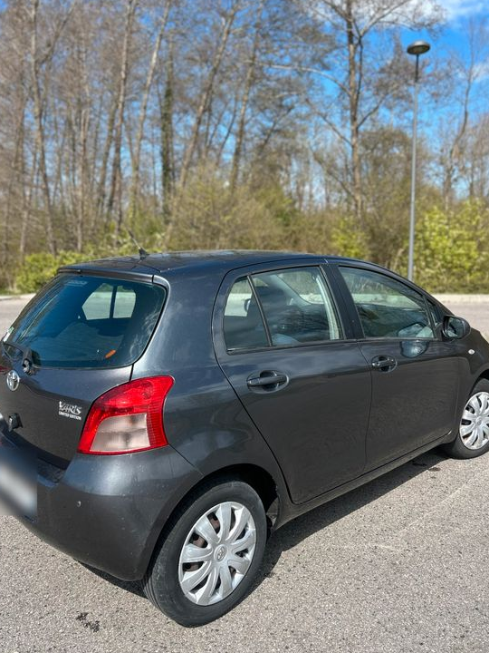 Toyota yaris ii 1.3 vvt-i 87 limited edition – 116.000km clim suivie entretien