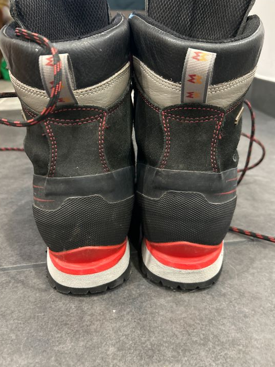 Paire Garmont 44,5