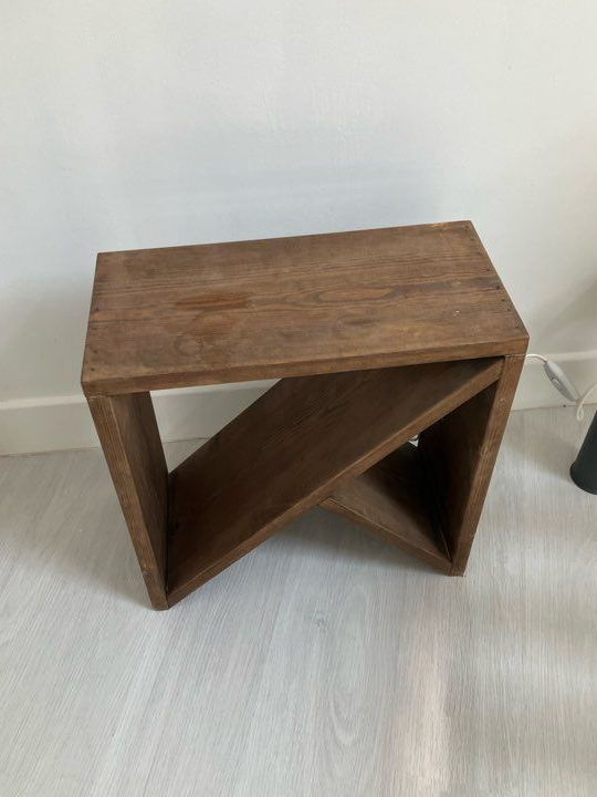 Table chevet en bois