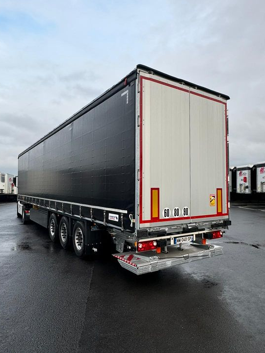 LOA semi remorque bâchée neuve hayon SCHMITZ CARGOBULL