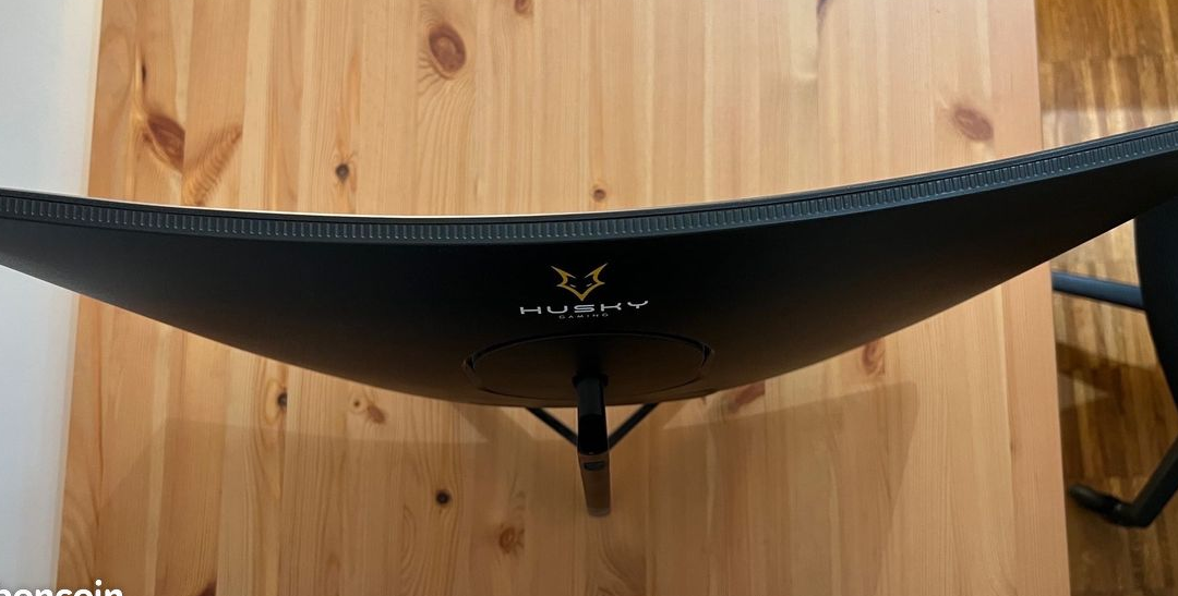 Écran pc moniteur gamer 24 pouces incurvé 165hz full HD- parfait état