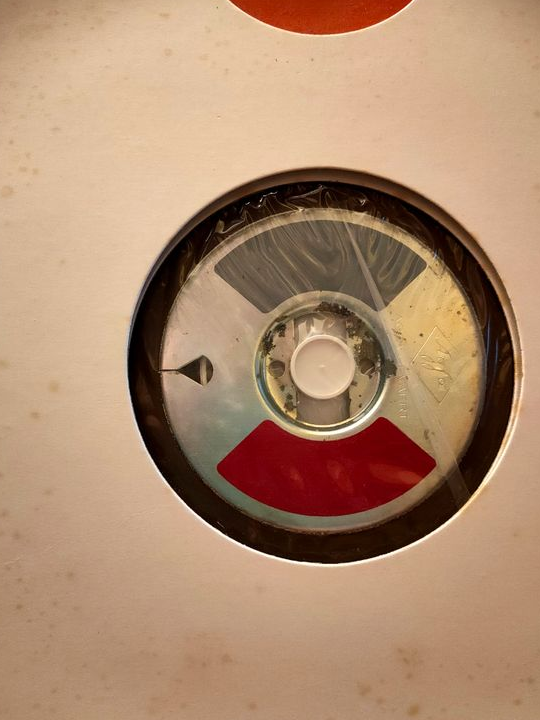 Bandes magnétiques professionnelles Agfa 525 et 528 - 730m sur noyau AEG