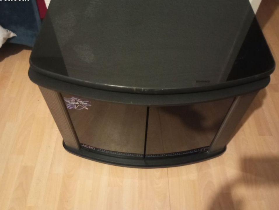 Meuble TV noir avec portes verre fumé rangement meuble television