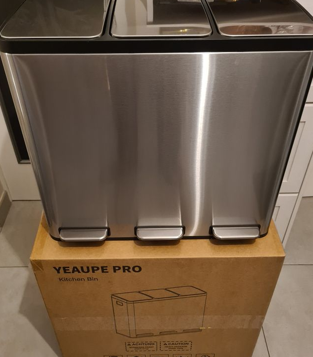 Grande poubelle de cuisine à pédale 3 compartiments 3x18L