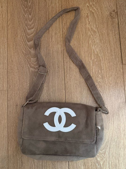 Sac chanel de maquillage