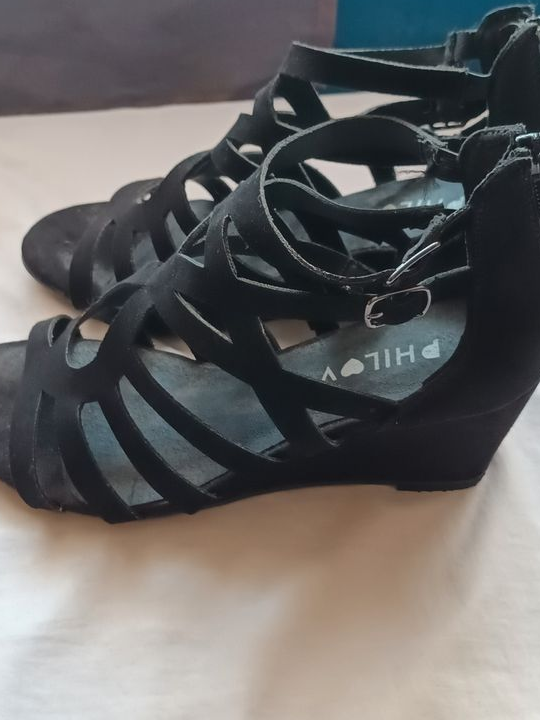Nu-pieds à talons compenser ( 36 )