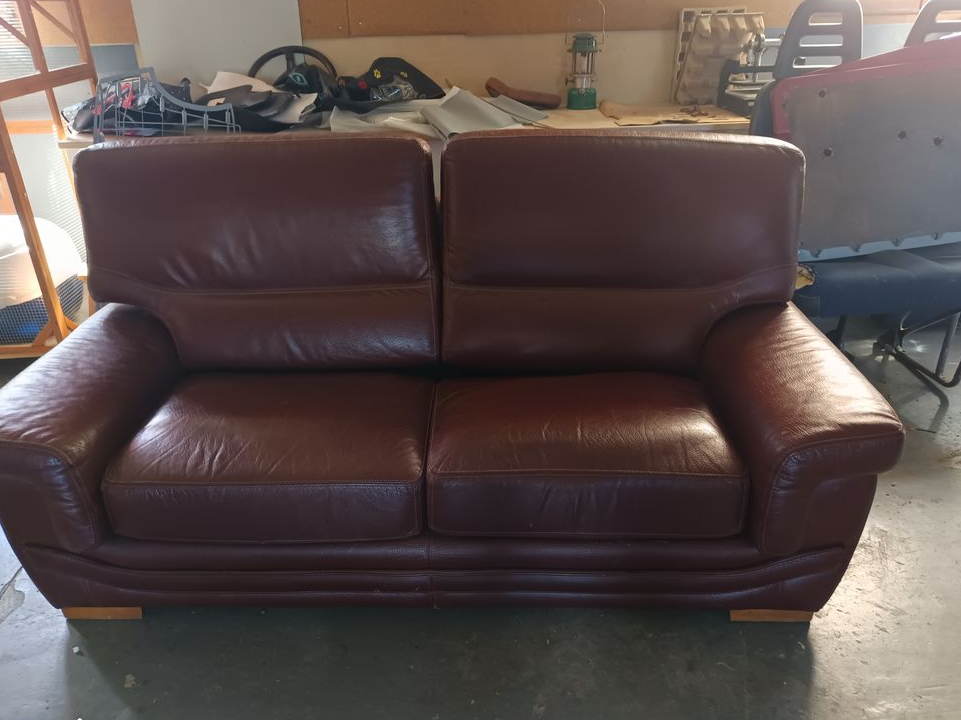 Canapé cuir non convertible