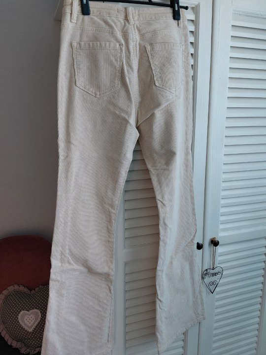 NINA CARTER Pantalon velours crème bootcut MRH49