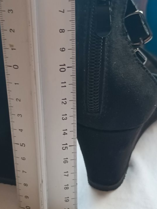 Nu-pieds à talons compenser ( 36 )