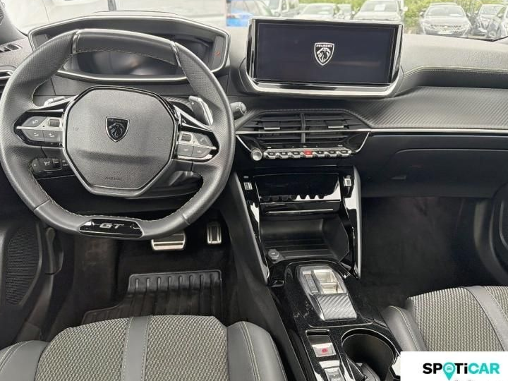 Peugeot 2008 1.2 Hybrid 136ch GT e-DCS6 + TOIT PANO + GPS