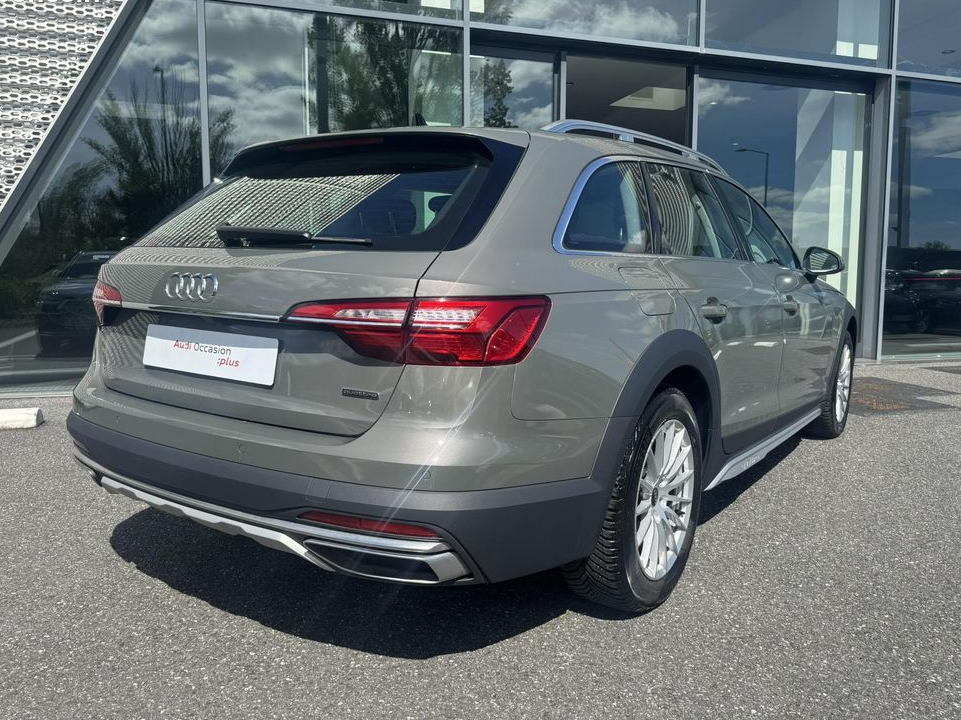 AUDI A4 Allroad 40 TDI 204 S Tronic 7 Quattro Design