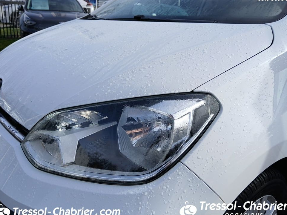 VOLKSWAGEN Up 1.0 75 Up Beats Audio