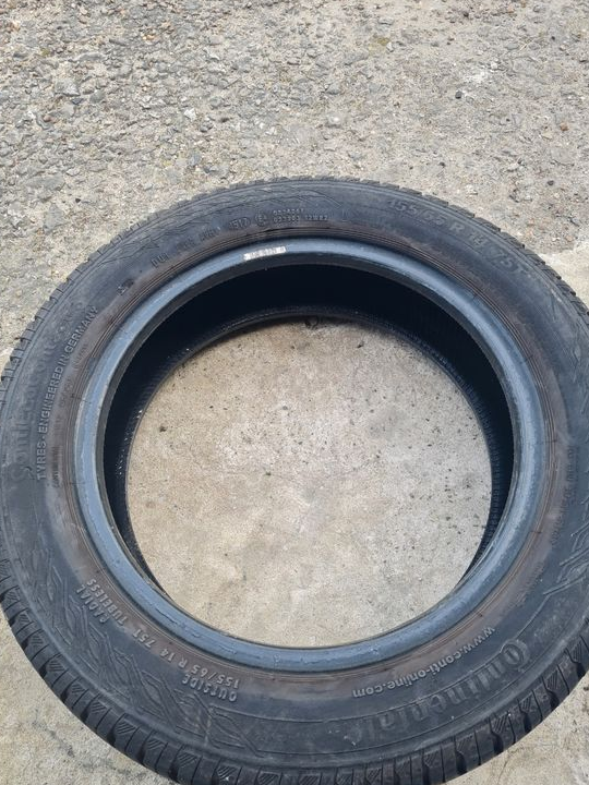 2 pnues ete 155/65/14 très bon état