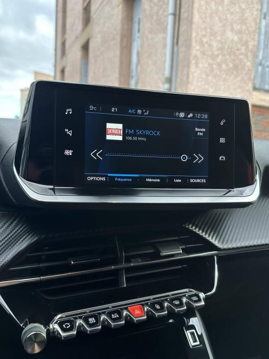 Peugeot 2008 II 1.5 BlueHDi 110ch S&S Active Pack