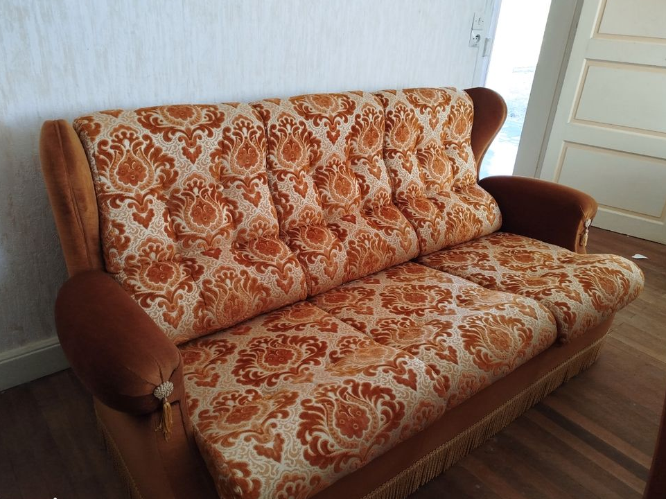 Canapé avec 2 fauteuils