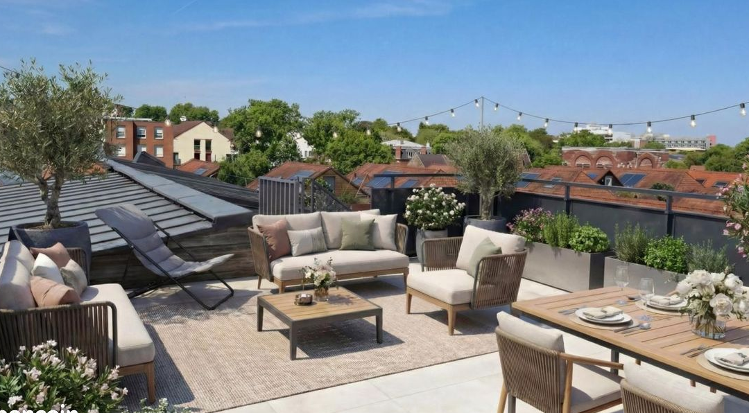 Studio 5 pièces 168 m²