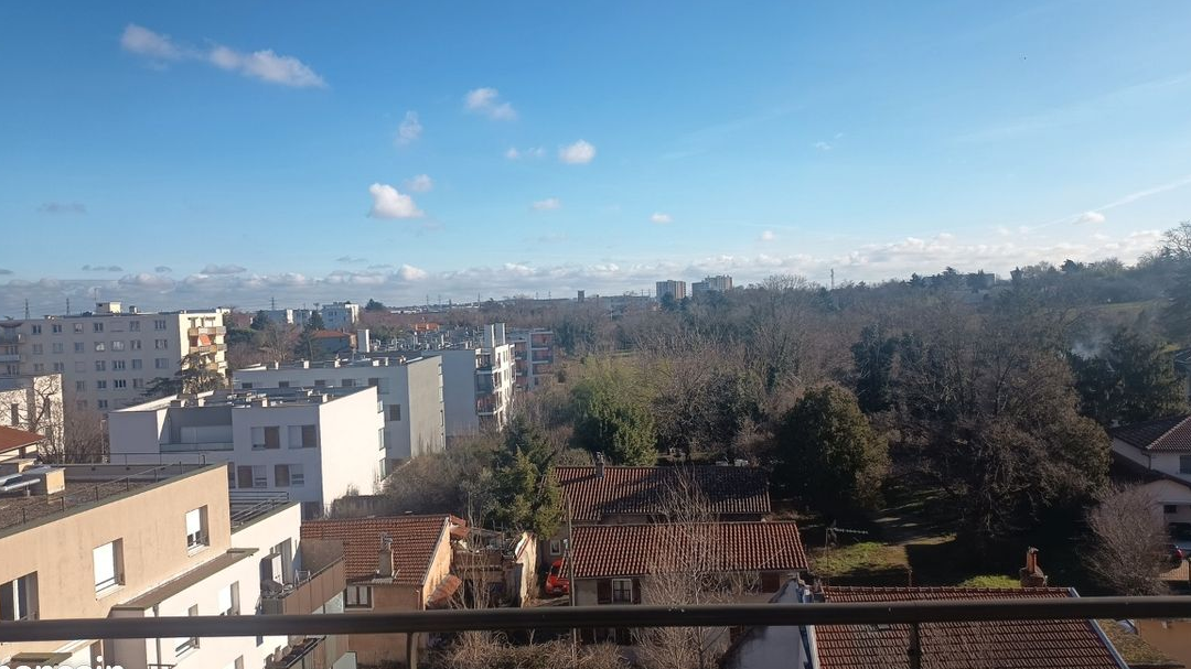 Bel Appartement t 4 84 m2 toit terrasse dernier etage