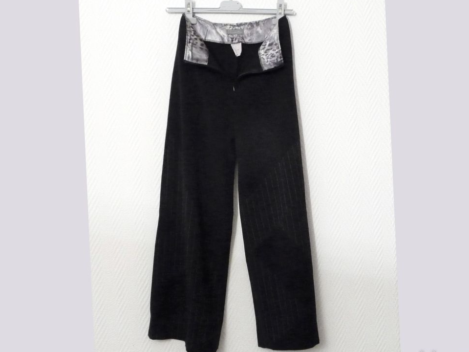 🌼 Pantalon/ Pantacourt Noir à Fines Rayures Blanc- Taille 36- Rodika Zanian