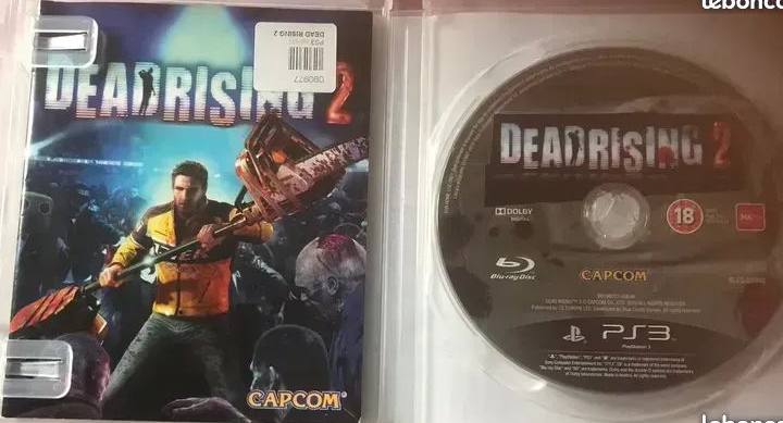 DEAD RISING 2 SUR PS3. LE JEU SPECTACULAIRE CONTRE DES HORDES DE ZOMBIES à TRÈS PETIT PRIX