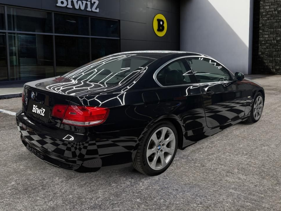 BMW Série 3 Coupe 2.0 320 D 177 Confort /très bien suivie Bmw et garage/turbo neuf/ pneus neuf/ré...