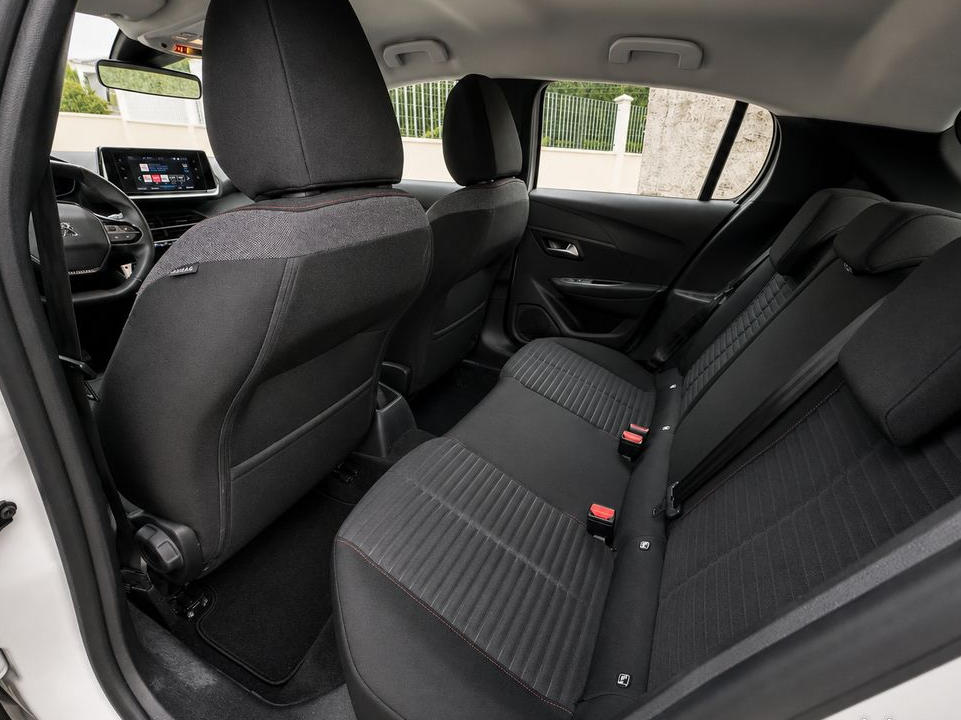 Peugeot 208 Blue hdi / 100cv / Active Business / Boite 6 vitesses / Apple carplay / Origine France / 1ère Main / Gps / 5 places