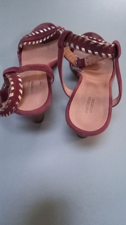 Une paire de chaussures Comptoir des Cotonniers