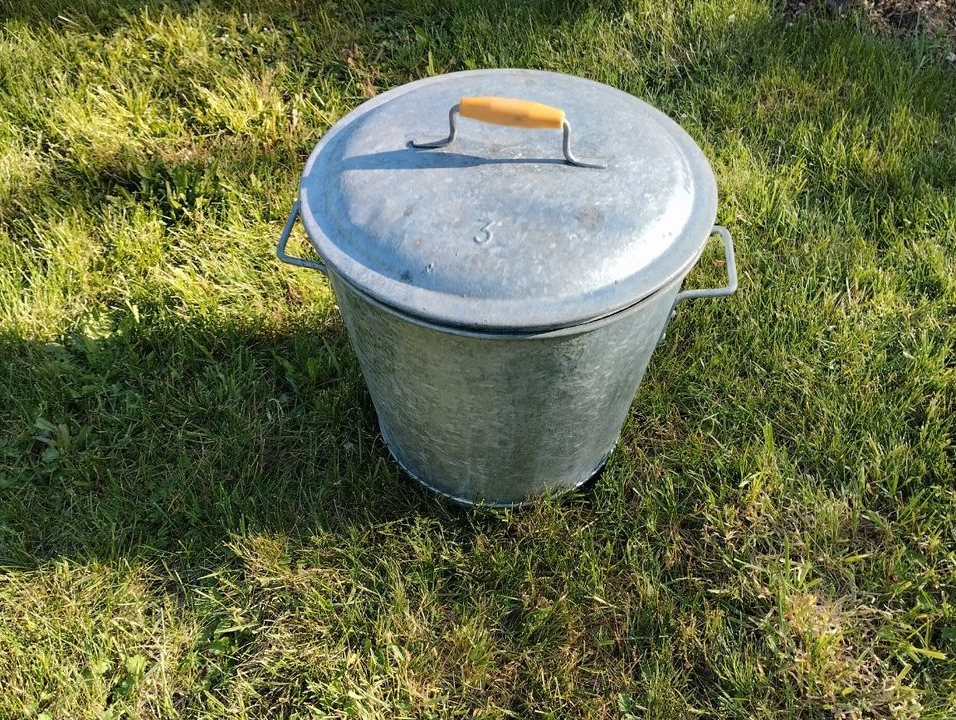 Bassine lessiveuse en zinc