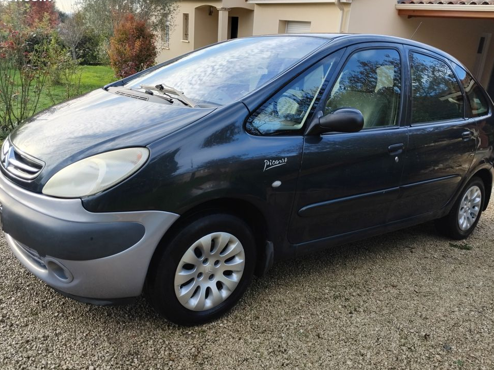 Xsara picasso essence